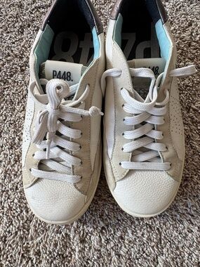P448 Cream and Taupe Low-Top Leather Sneakers